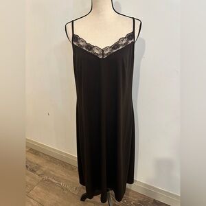 Signature by Robbie Bee chocolate lingerie lace slip SZ 14